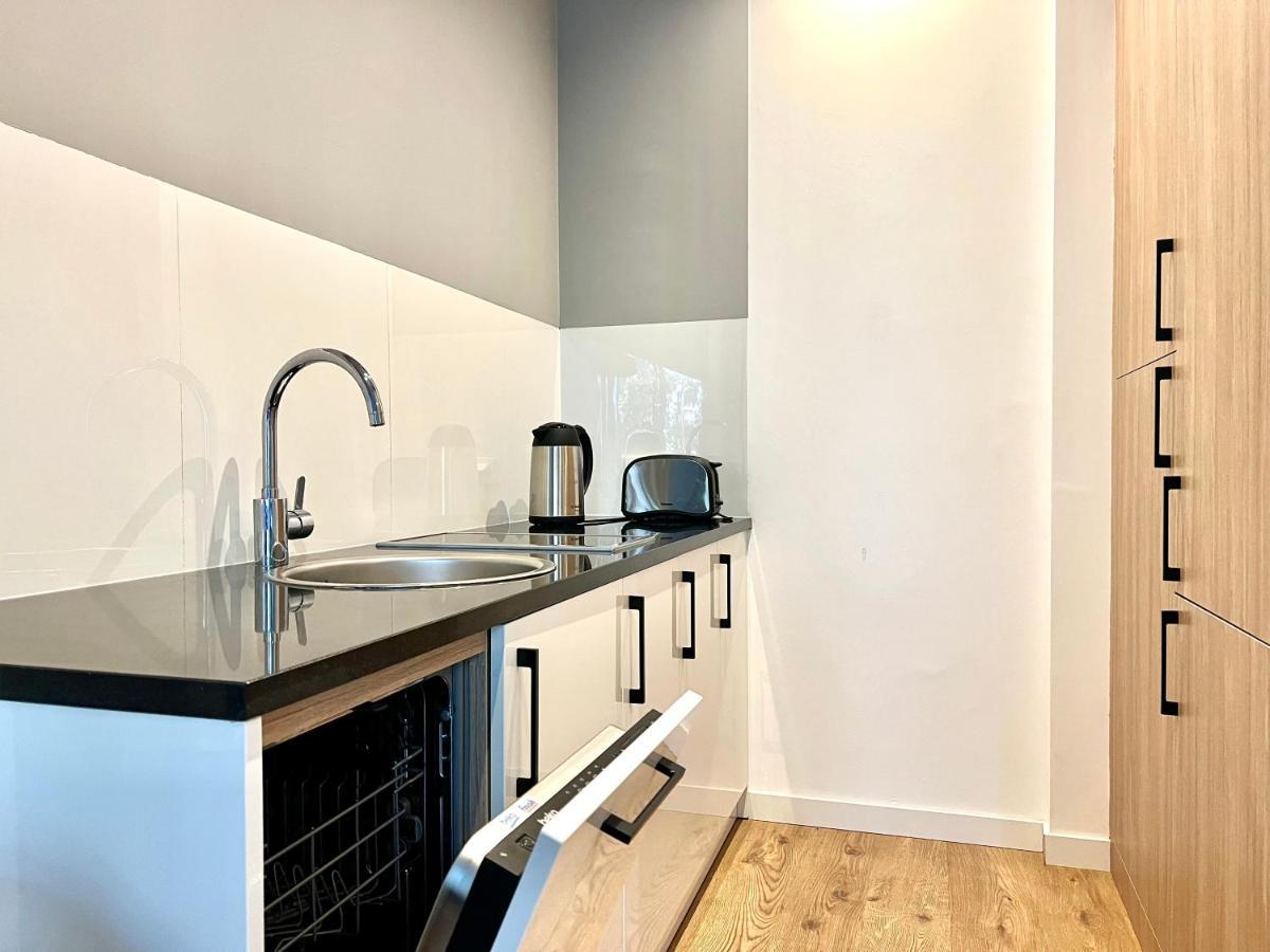 K22 Large Apart Slawinska 509 Warschau Exterior foto