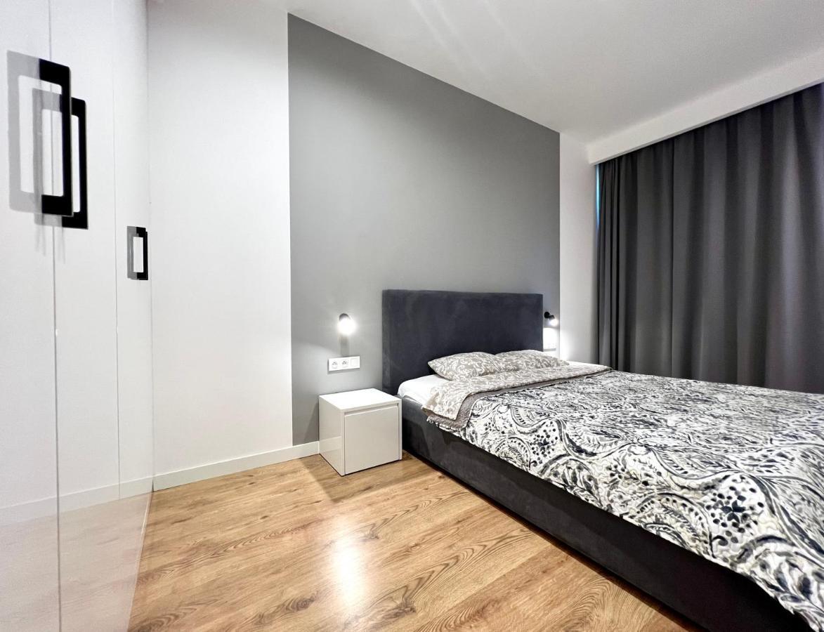 K22 Large Apart Slawinska 509 Warschau Exterior foto